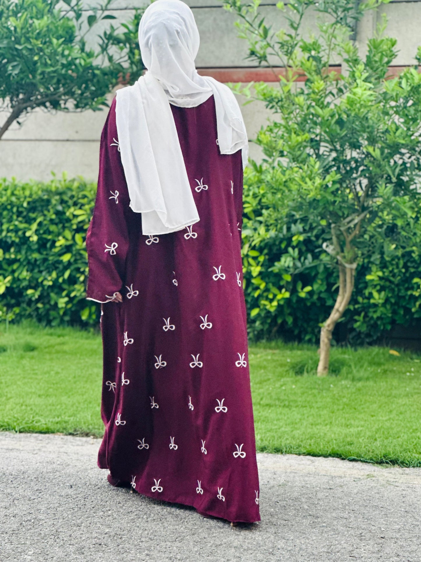 Magenta Bow Abaya
