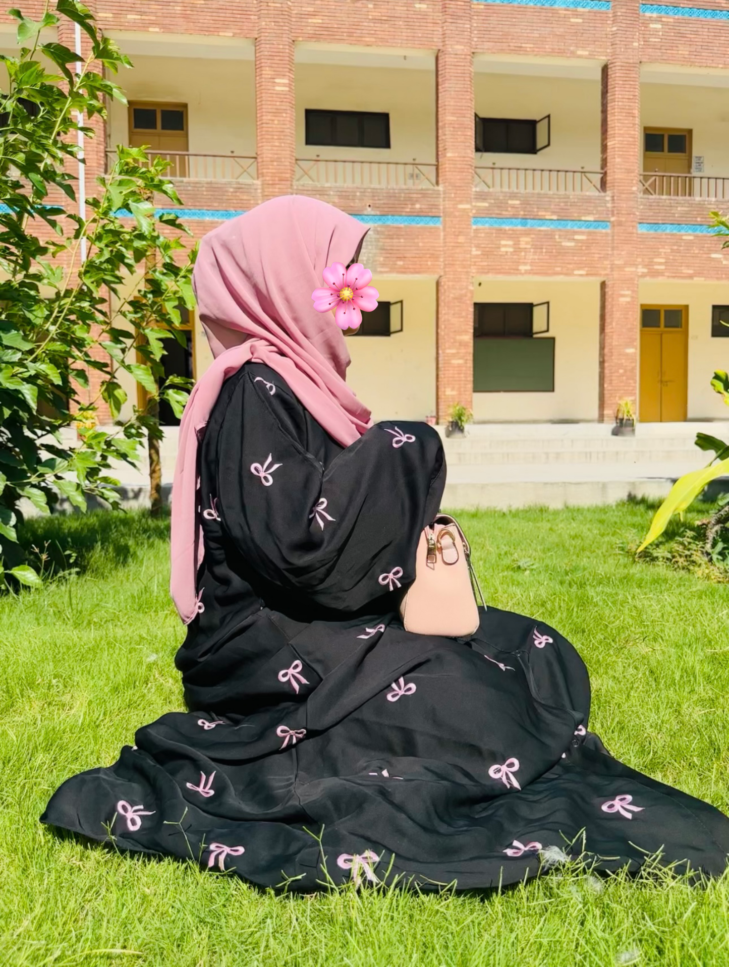 Black bow embroidered Abaya